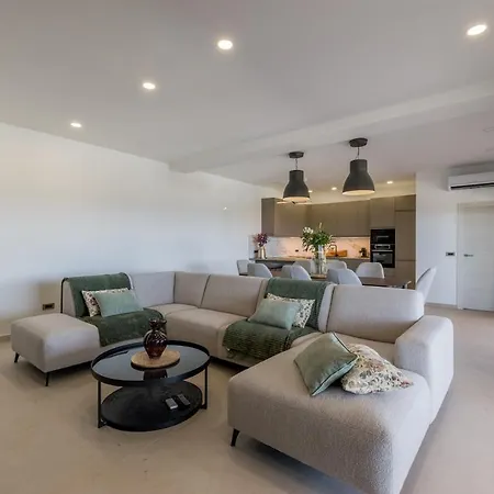 Exclusive Olive Tree Estate With Pool And Sea View Villa Rogoznica (Sibenik-Knin)