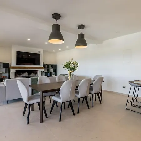 וילה Exclusive Olive Tree Estate With Pool And Sea View *